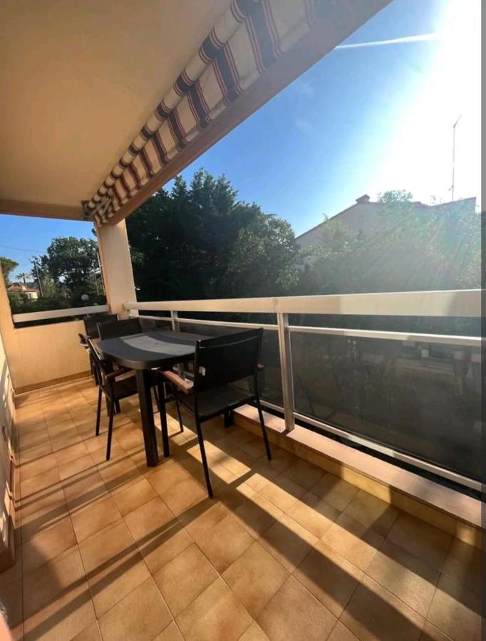 2 Pieces Proche Plage + Parking Ґольф-Жуан Екстер'єр фото